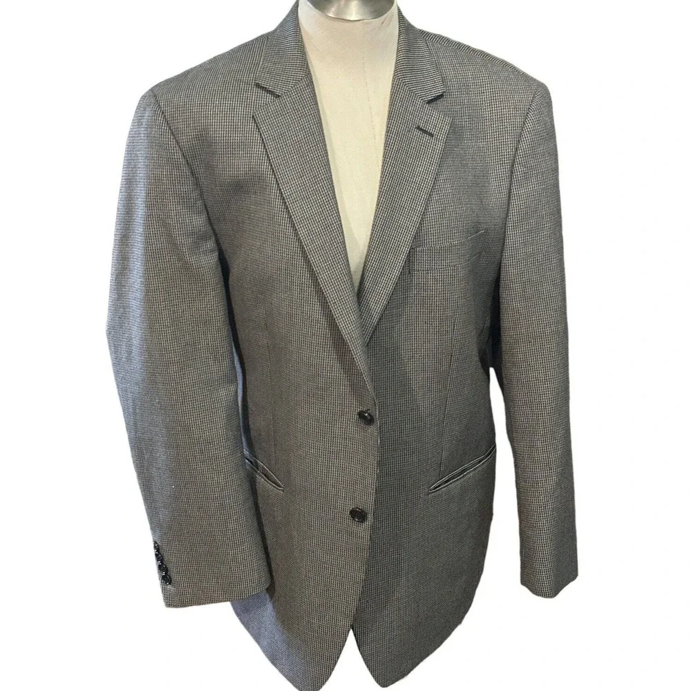 Izod Blazer Men’s Size 40S Black Gray Check 2 Button Sport Coat‎ Sz 42R EUC